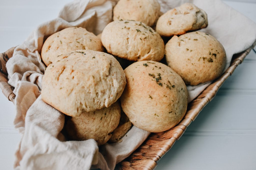 whole wheat dinner rolls