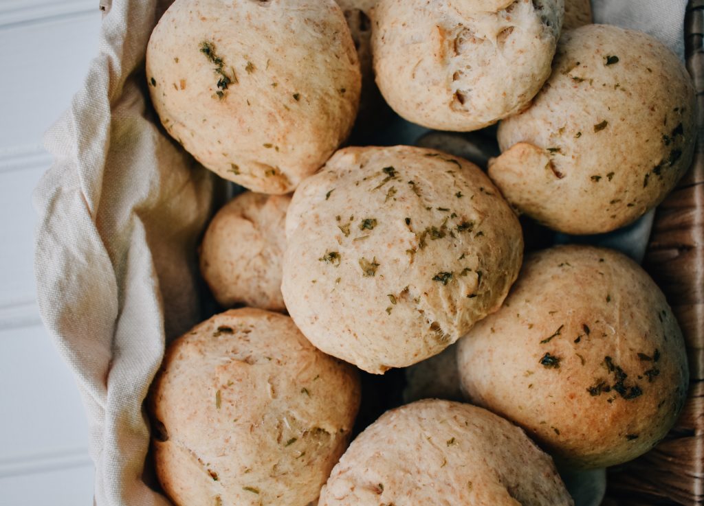 whole wheat dinner rolls