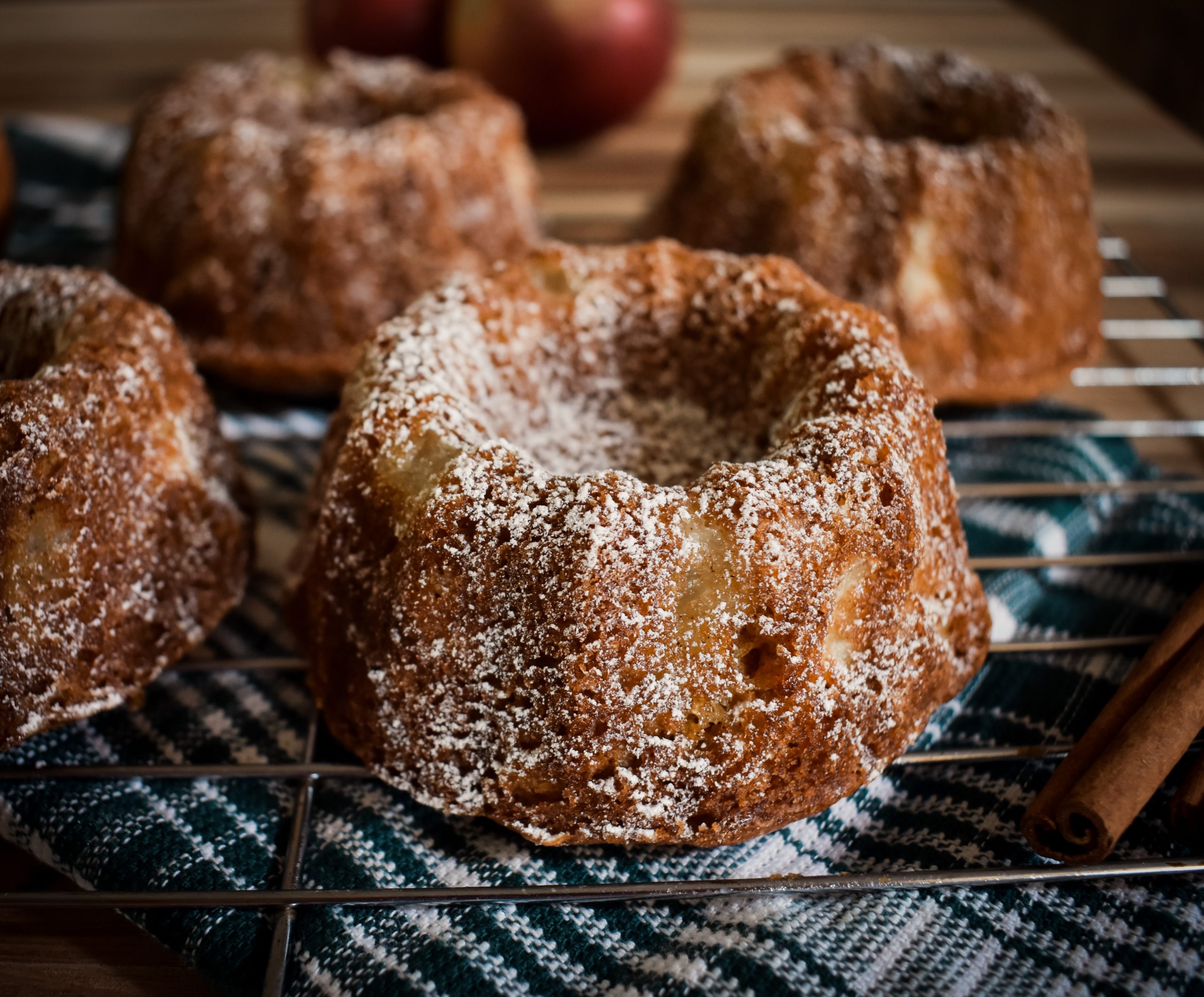 Mini Apple Bundt Cakes Recipe