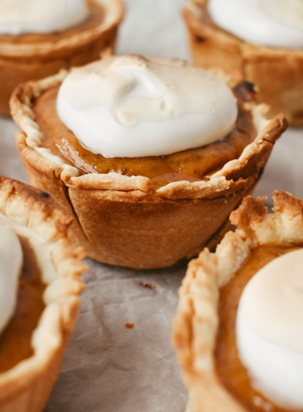 Pumpkin Pie Bites {Dreamy Meringue Topping}